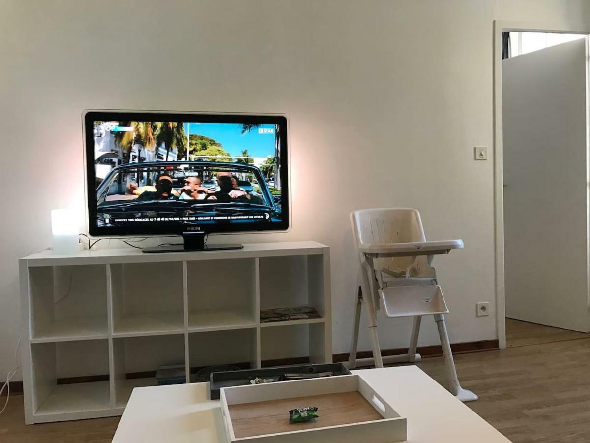Appart Calme & Moderne Au Coeur De La Ville + Wifi Ла-Рошель Экстерьер фото