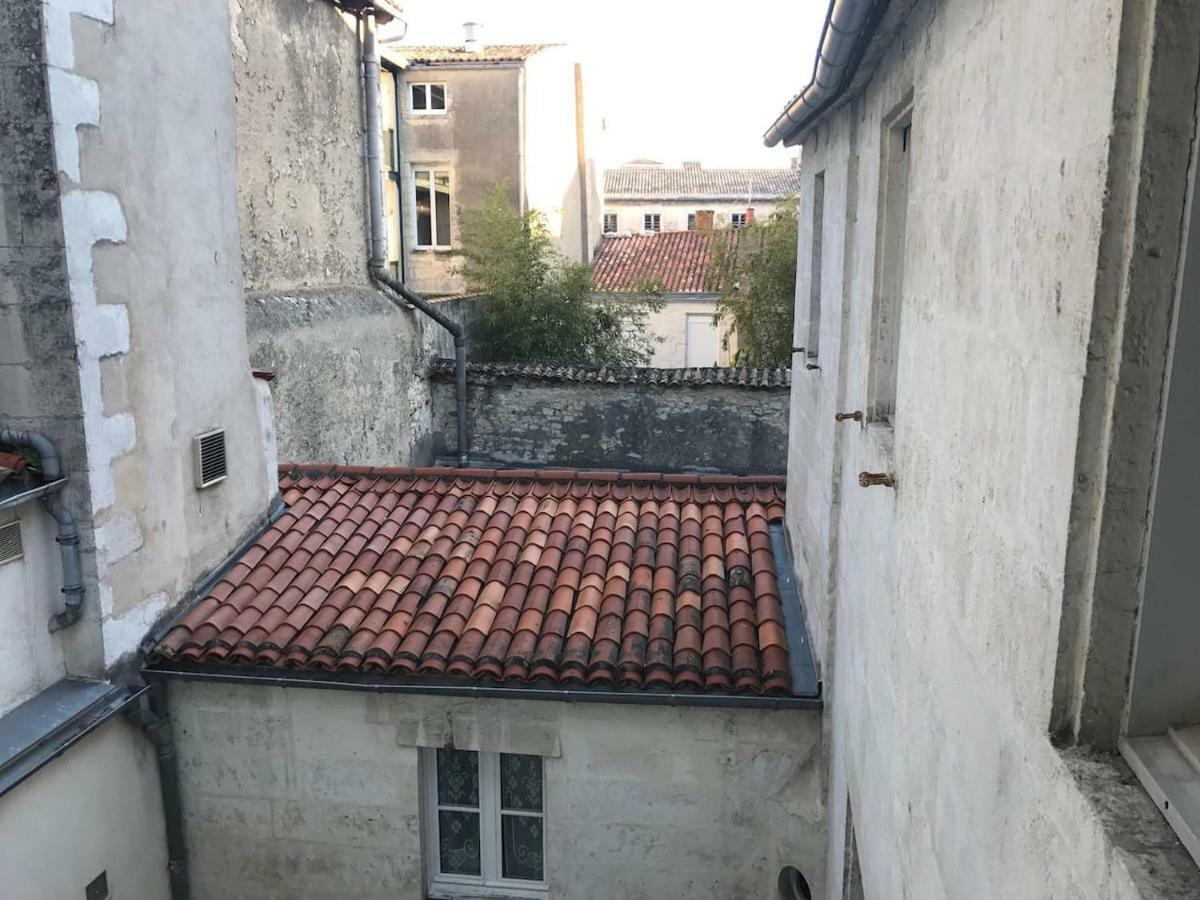 Appart Calme & Moderne Au Coeur De La Ville + Wifi Ла-Рошель Экстерьер фото